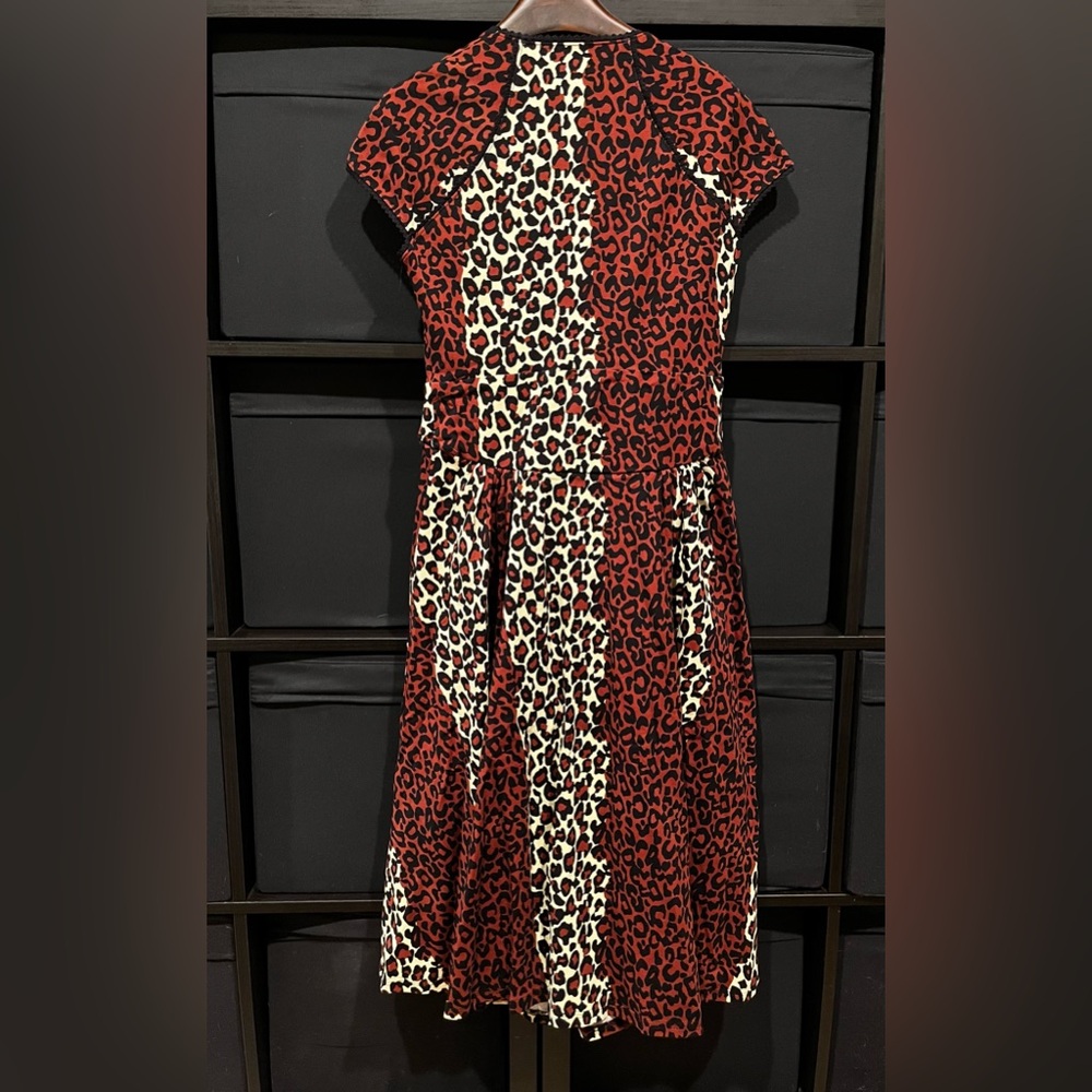 Pinup Couture PUG Luscious Stretch Swing Dress In Leopard Print Size M NWT - Picture 6 of 8